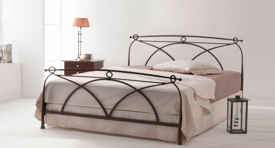 Κρεβάτι σιδερένιο χειροποίητο κλασικό ANITA - ANITA Metal Platform Industrial Bed Frame