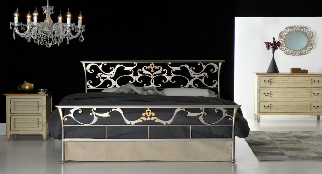 King size iron bed OASIS 01
