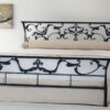 Ein einzigartiges klassisches metallbett im klassischen Stil Klassische Linien, Stil und besondere Oberflächen geben neue Lektionen in der Schlafzimmerdekoration...