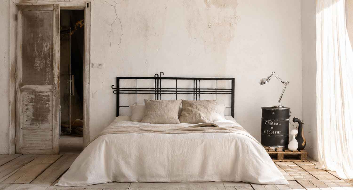 PANDORA Metallisches Bett Industrial – Handgefertigtes Design – Bild 7