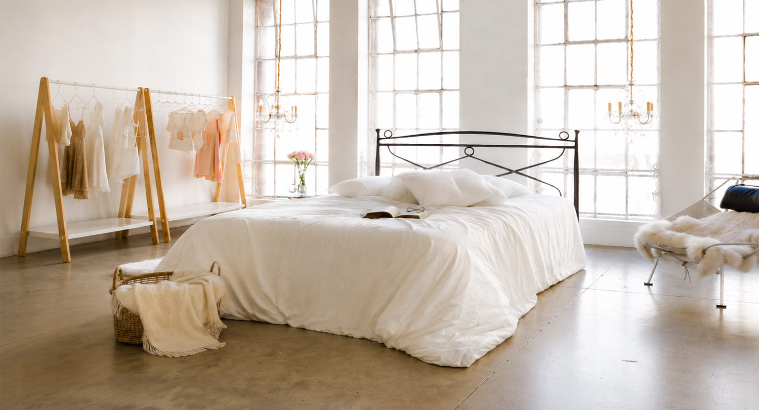 SOFIA Industrial Iron Bed Frame - Classic and timeless elegance - Image 8