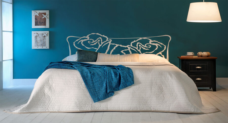 ROSE Minimal Metal Flower Bed by Volcano - Handcrafted Elegance with Floral Design, Perfect for Modern Bedrooms