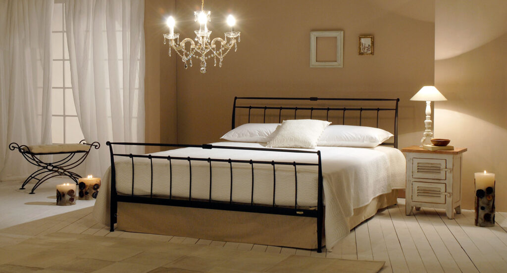 Letto in ferro battuto su misura: quando il design incontra l’anima della casa