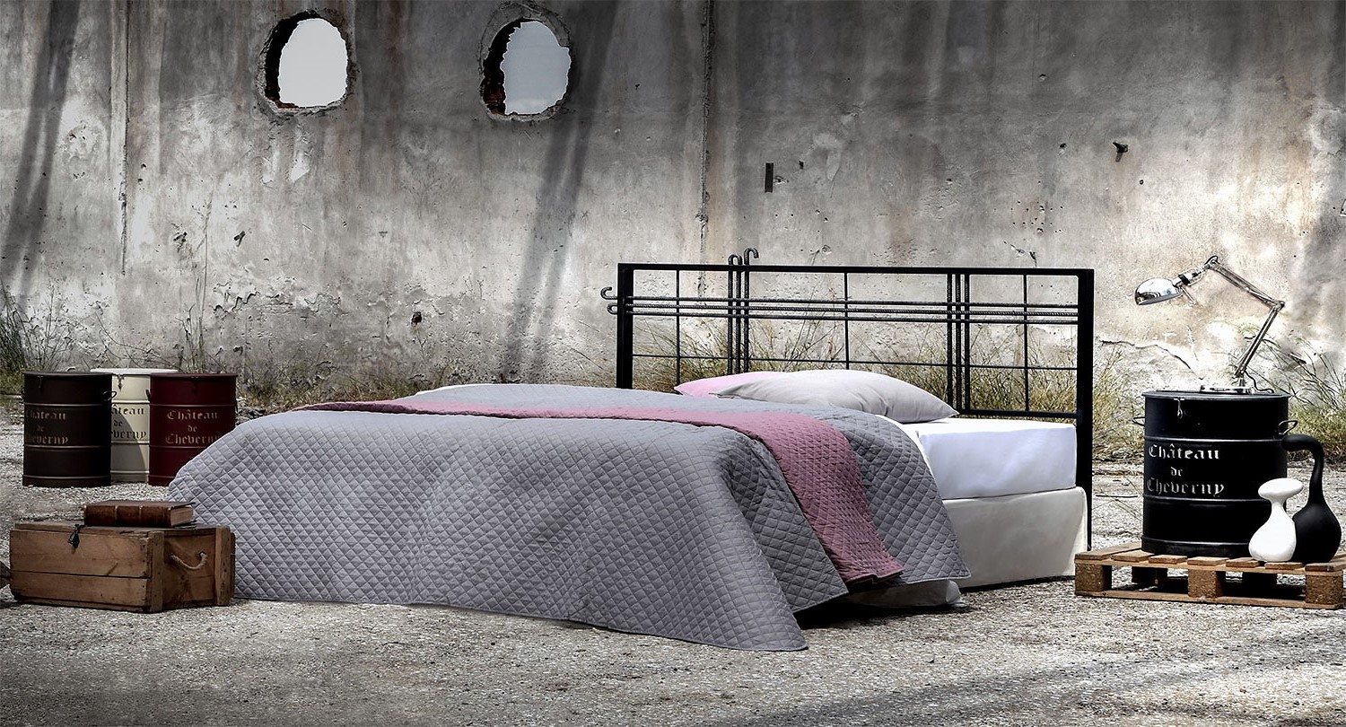King Size Bed: Η Απόλυτη Έκφραση Πολυτέλειας και Άνεσης 1